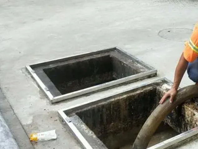 新荣化粪池清理